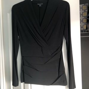 Lafayette 148 New York fitted black top